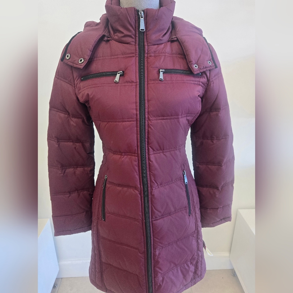 NEW Michael Kors Women's Puffer Coat (Bordeaux) Size XS